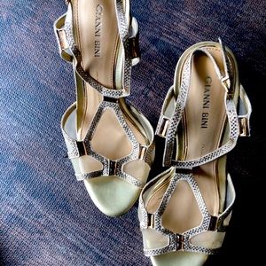 Gianni Bini glitter Pumps